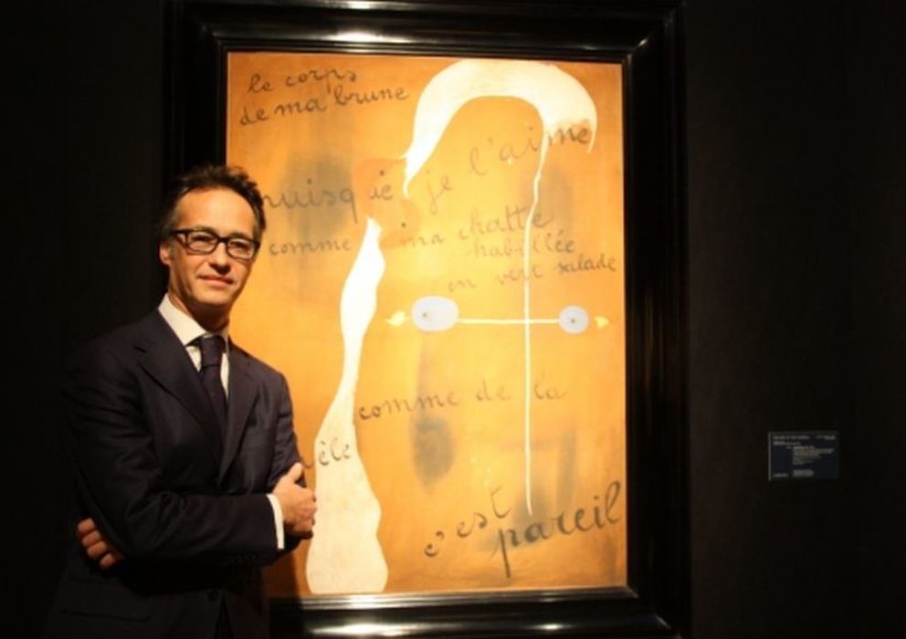 Foto: Olivier Camu, vicepresidente de Christie´s, junto a un Miró