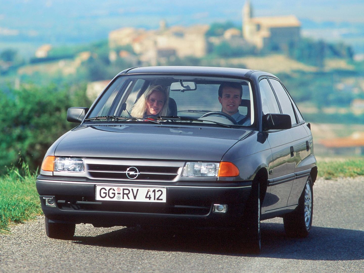 El Astra F, primera generación del Astra, ve la luz en 1991. Y es hasta la fecha el Opel más vendido de la historia.