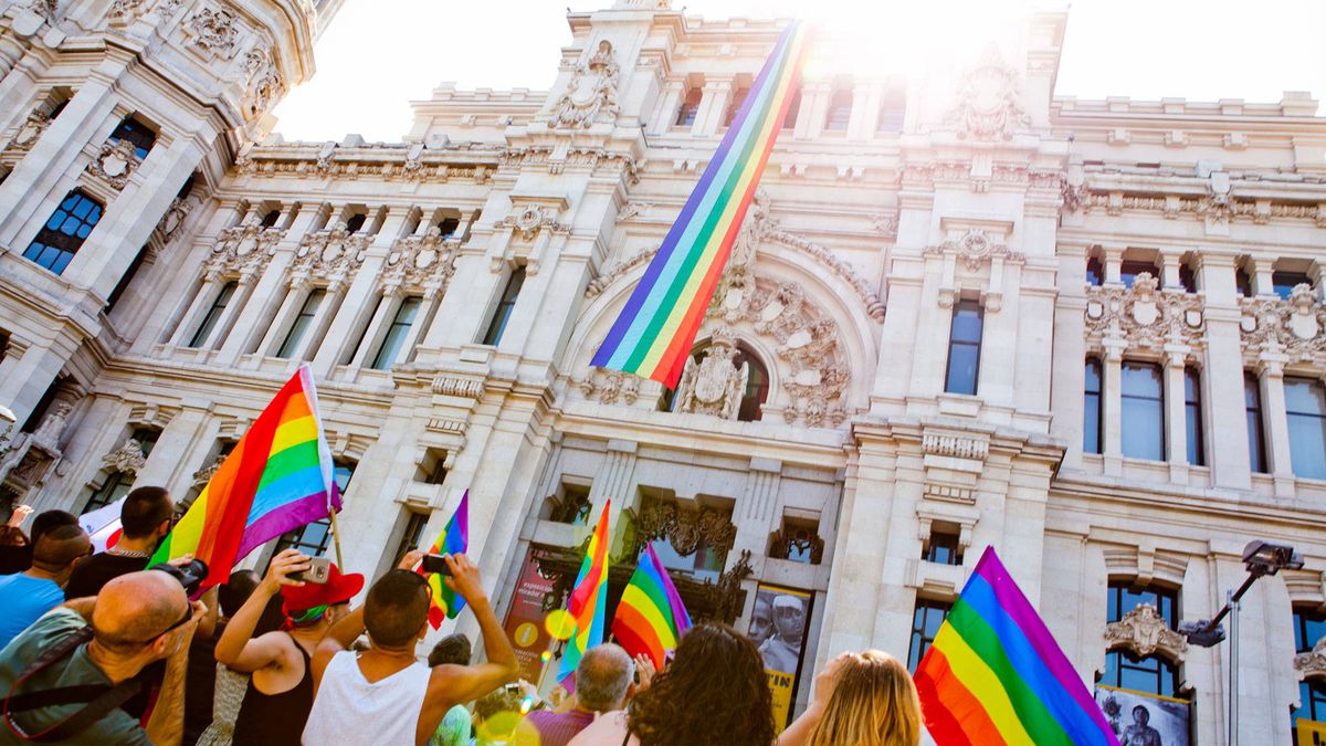 Guía LGTB para exprimir al máximo el Orgullo Gay de Sevilla, Madrid y Barcelona