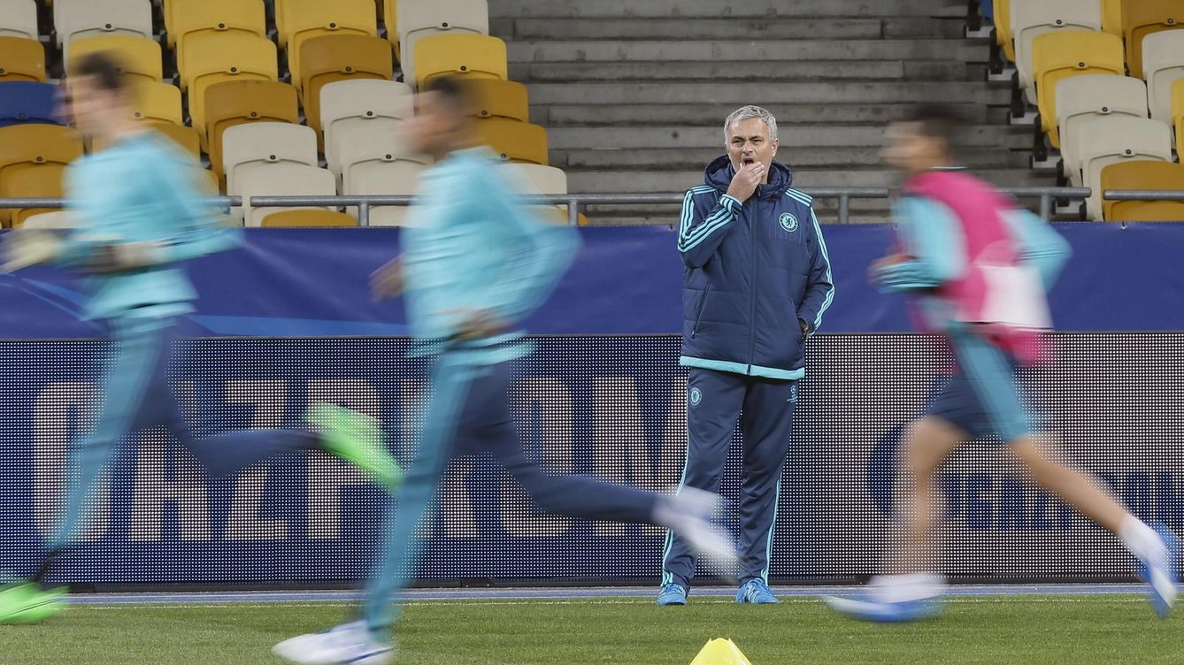Foto: Mourinho atraviesa su peor momento en el Chelsea (Sergey Dolzhenko/Efe)