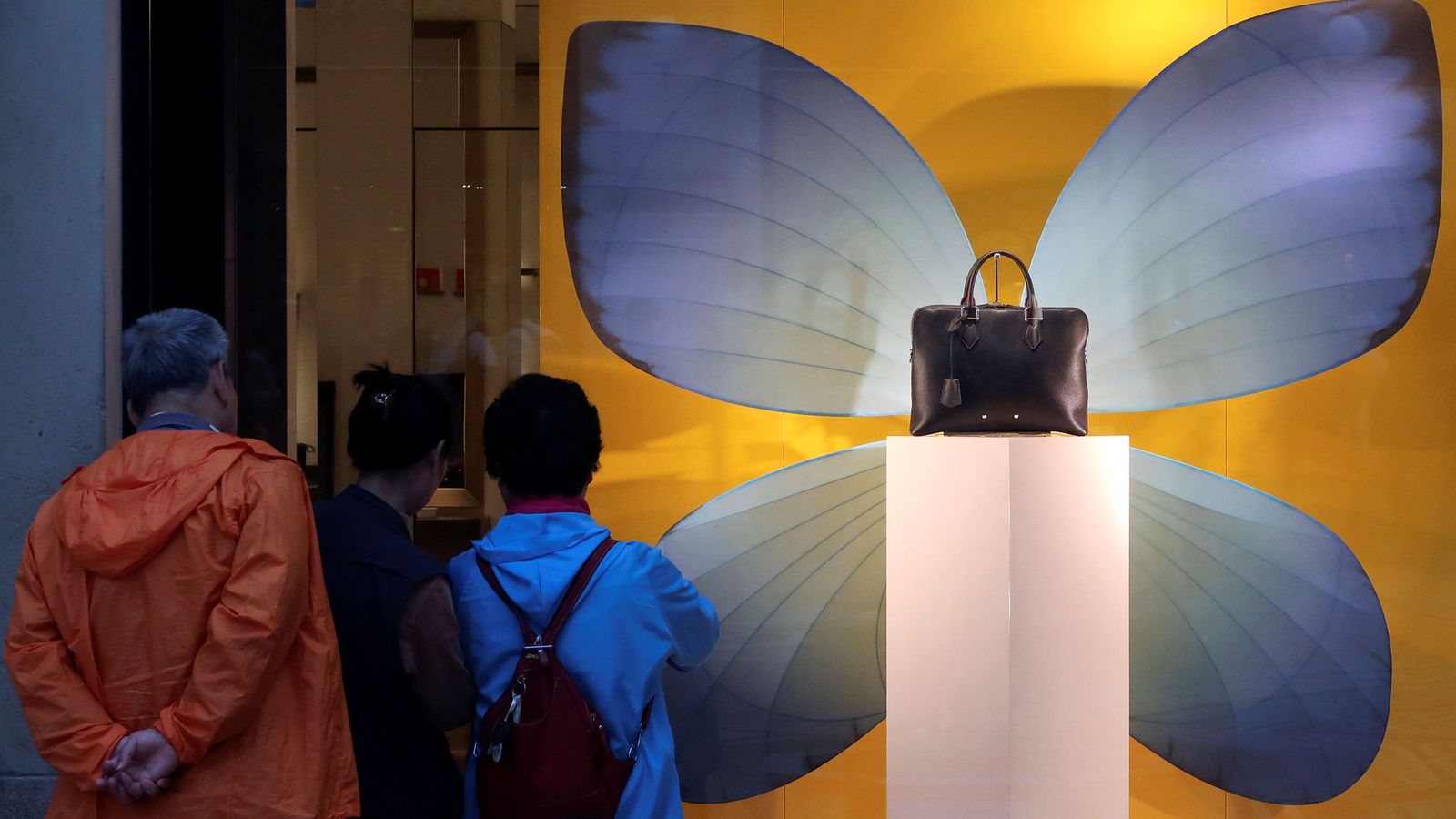 Foto: Un escaparate de Louis Vuitton. (Reuters)