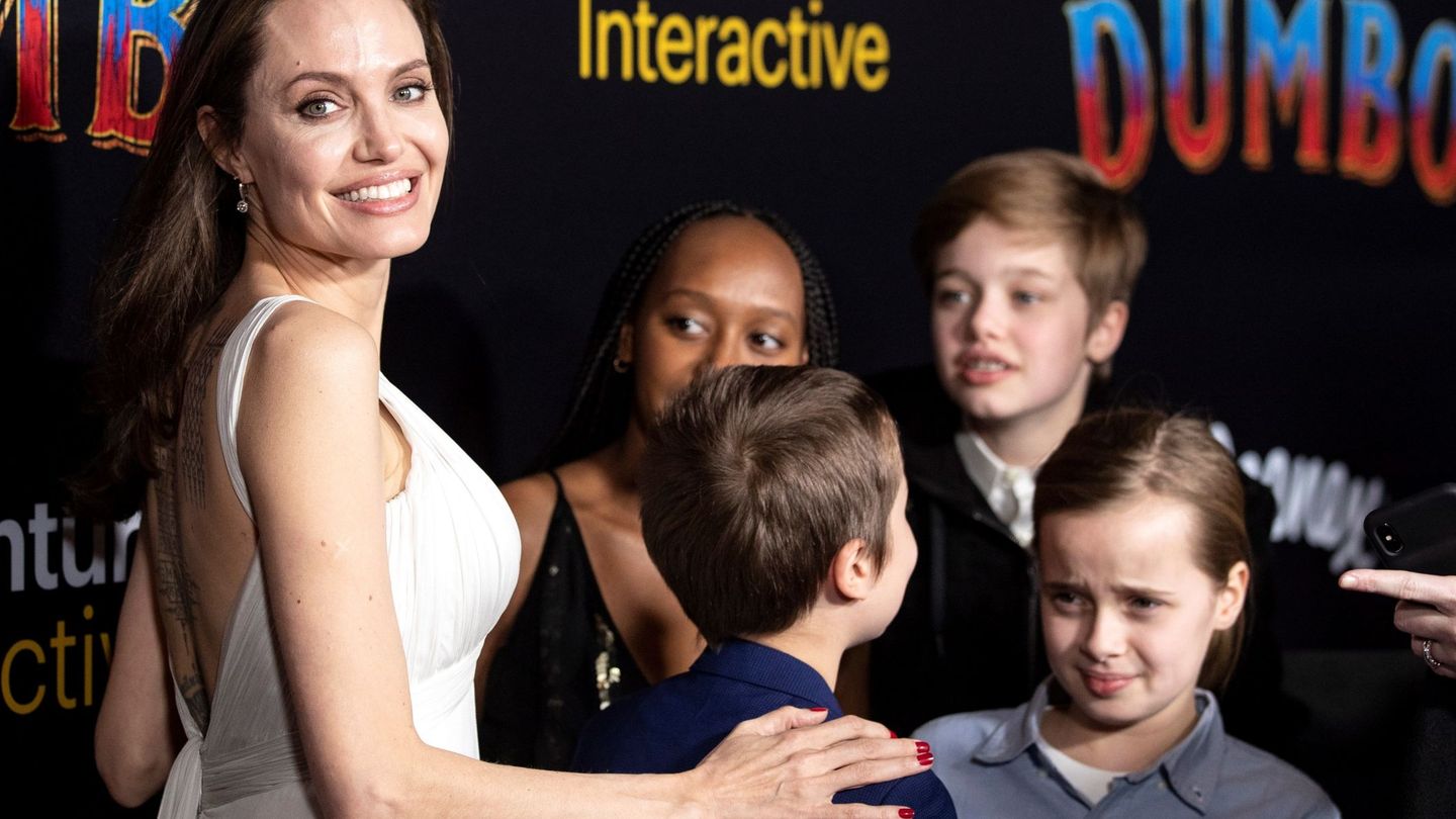 La actriz estadounidense, con sus hijos en el estreno de 'Dumbo' el año pasado. (EFE)