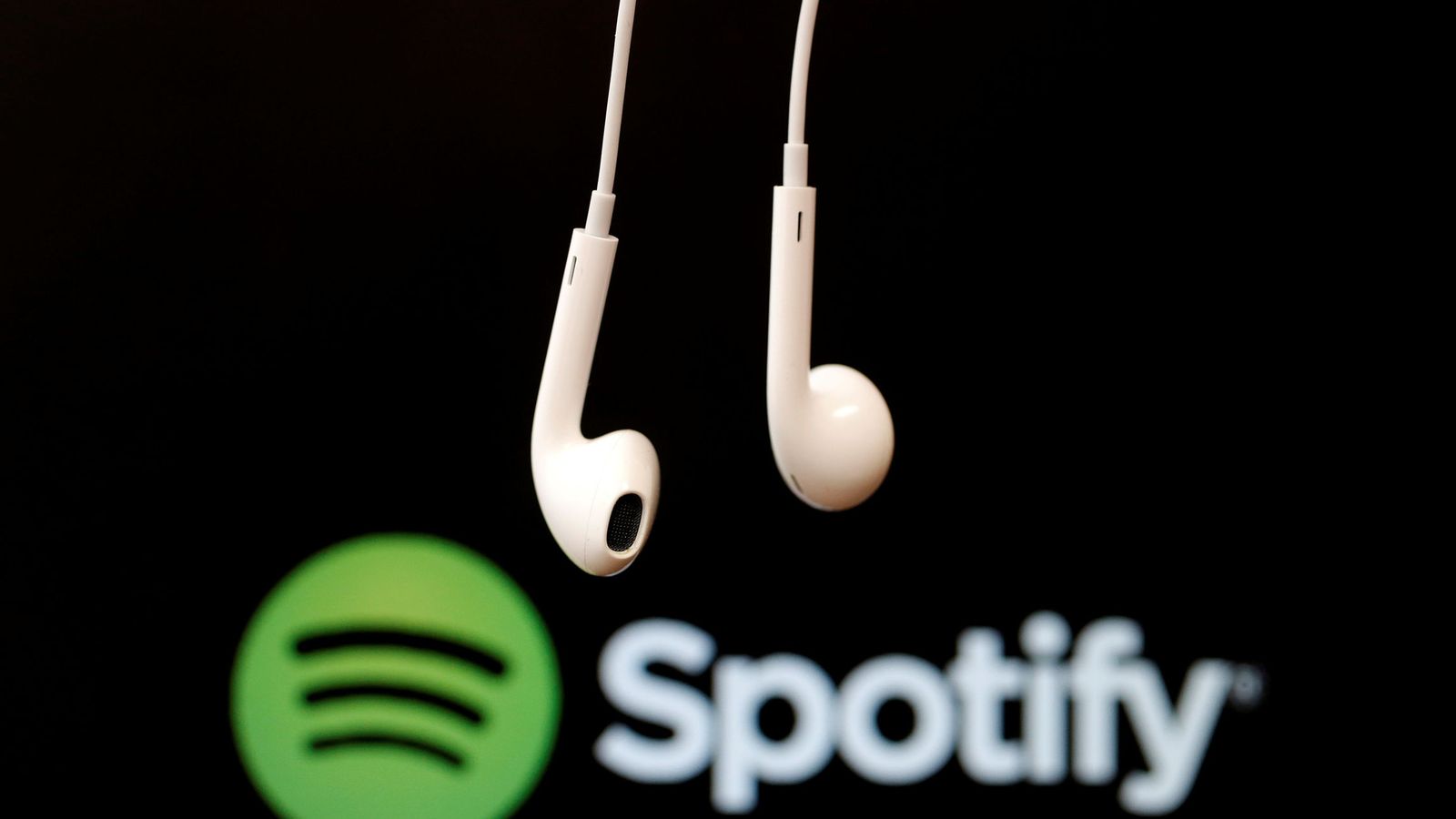 Foto: Spotify se sube al carro de las series propias de la mano de Tim Robbins (Reuters).