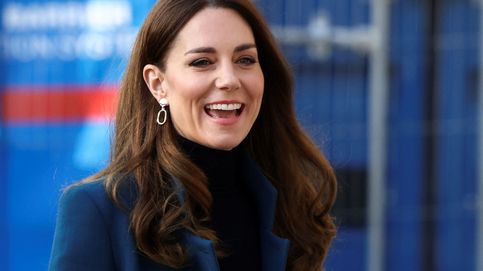 Una duquesa con pendientes de 2 euros: así ha sido la reaparición de Kate Middleton