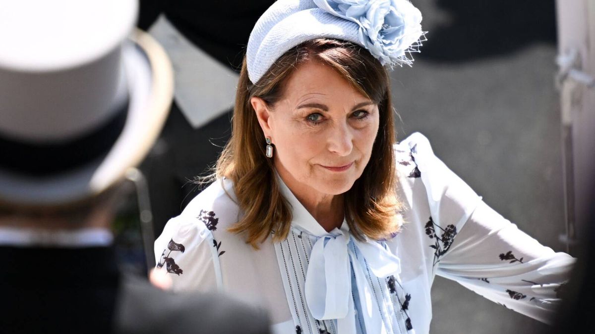 El lenguaje corporal de la madre de Kate Middleton y el príncipe Guillermo: gestos clave y su significado, según una experta
