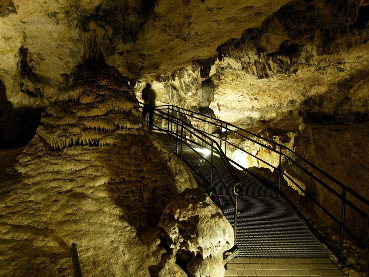 Foto: La Cueva de las Ventanas de Píñar en una imagen de archivo. (EFE/Miguel Ángel Molina)