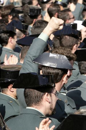 La Guardia Civil se queda sin ‘cascos azules’