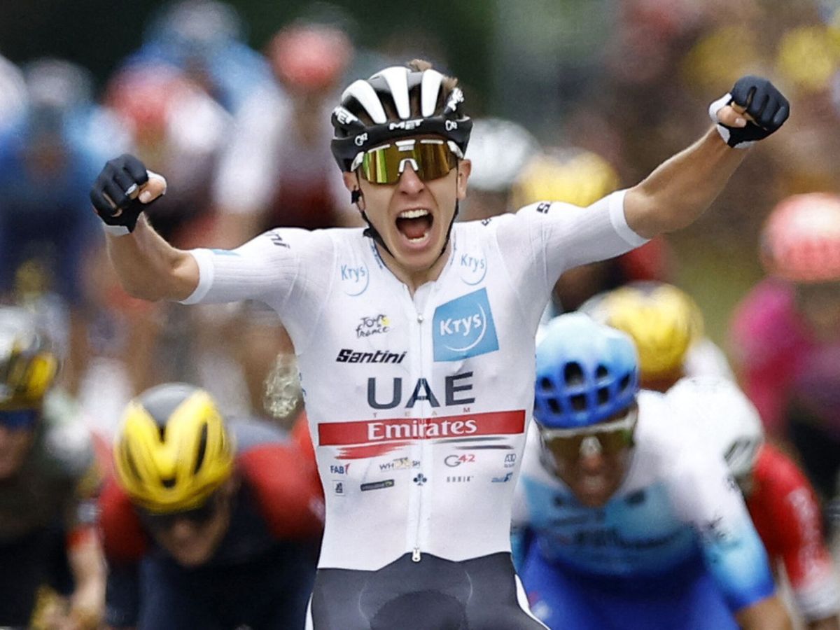 Foto: Pogacar celebra la victoria en la sexta etapa del Tour. (REUTERS/Christian Hartmann)