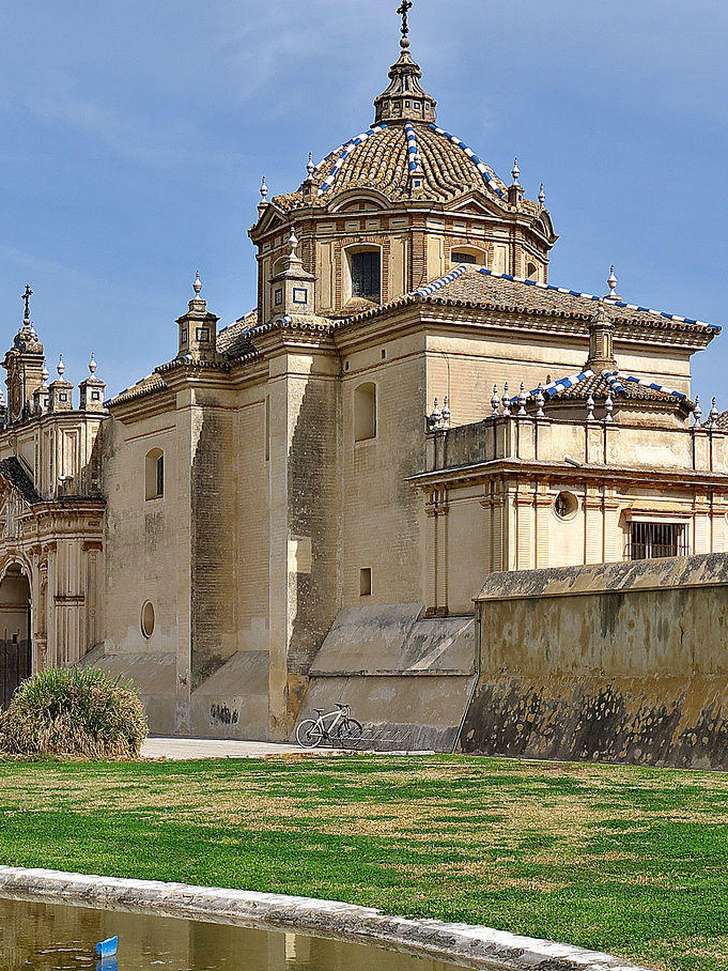 El Monasterio de Santa María de las Cuevas de Sevilla, más conocido como 'la Cartuja'. (CC/José Luis Filpo Cabana)