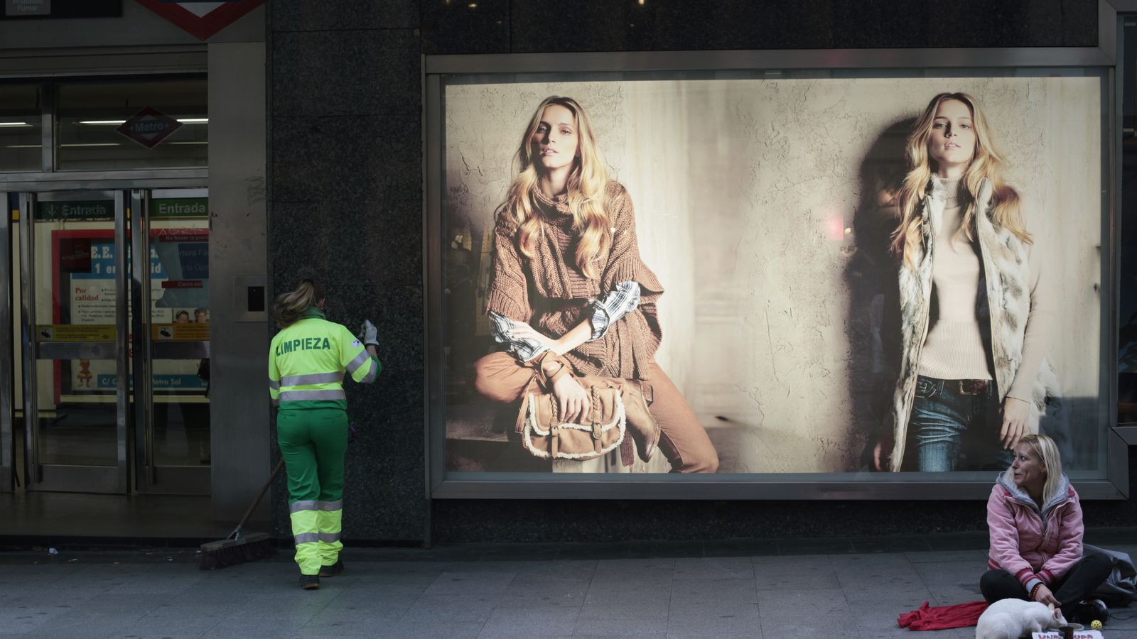 Foto: La desigualdad, en las calles de Madrid.