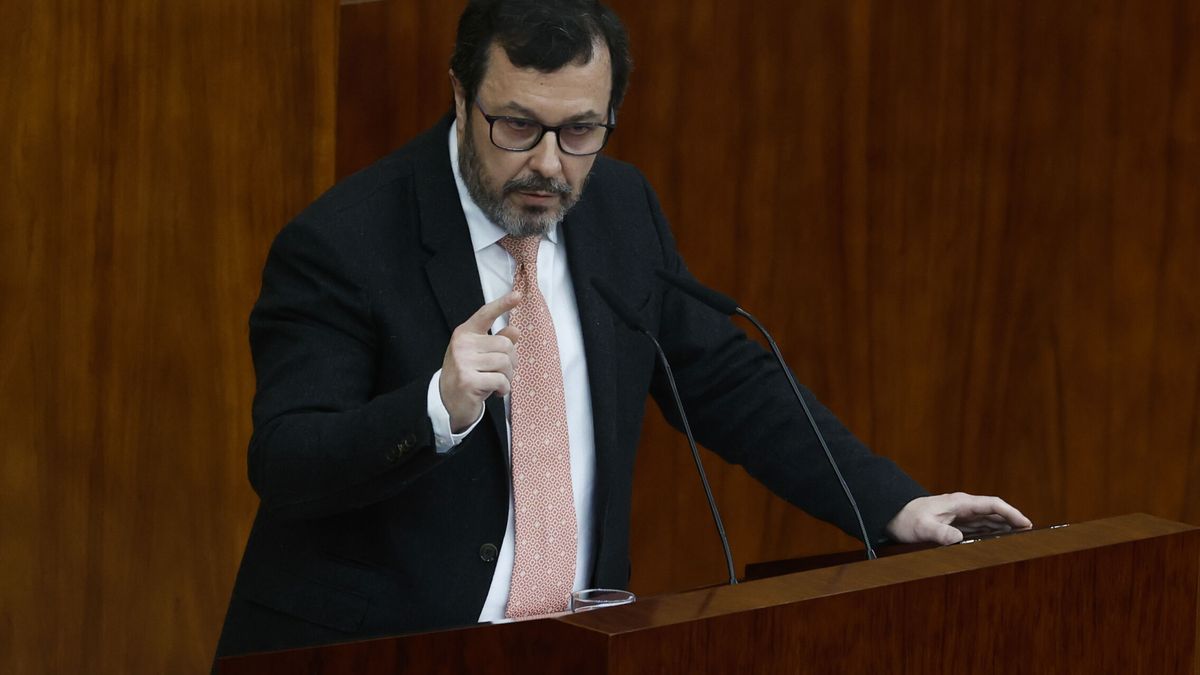 El diputado de Vox en Madrid José Antonio Fúster sustituye a Garriga como portavoz