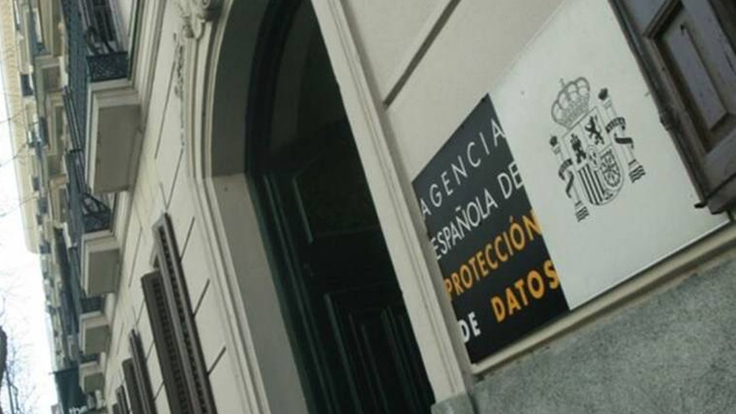Fachada de la sede de la Agencia Española de Protección de Datos en Madrid. (EFE)