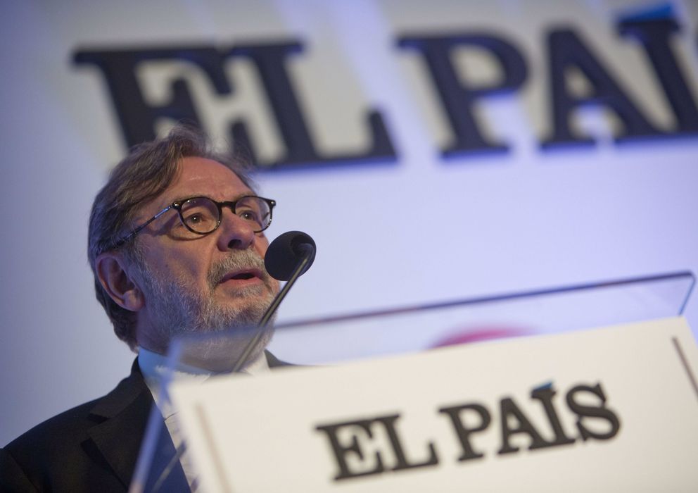 Foto: Juan Luis Cebrián durante la presentación de la versión en portugués de 'El País', en Sao Paulo. (EFE)