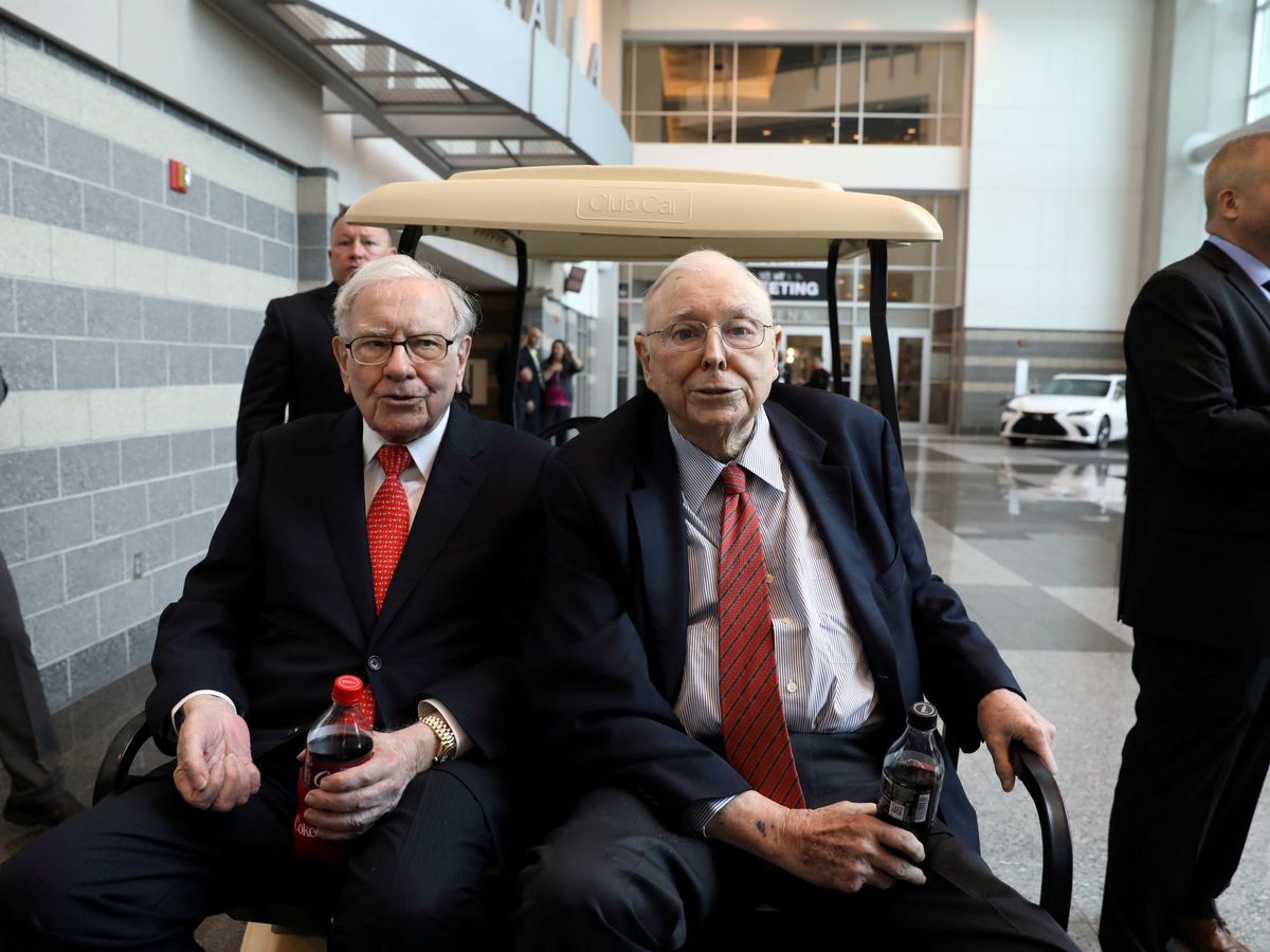 Foto: Charlie Munger y Warren Buffett. (Reuters/Scott Morgan)