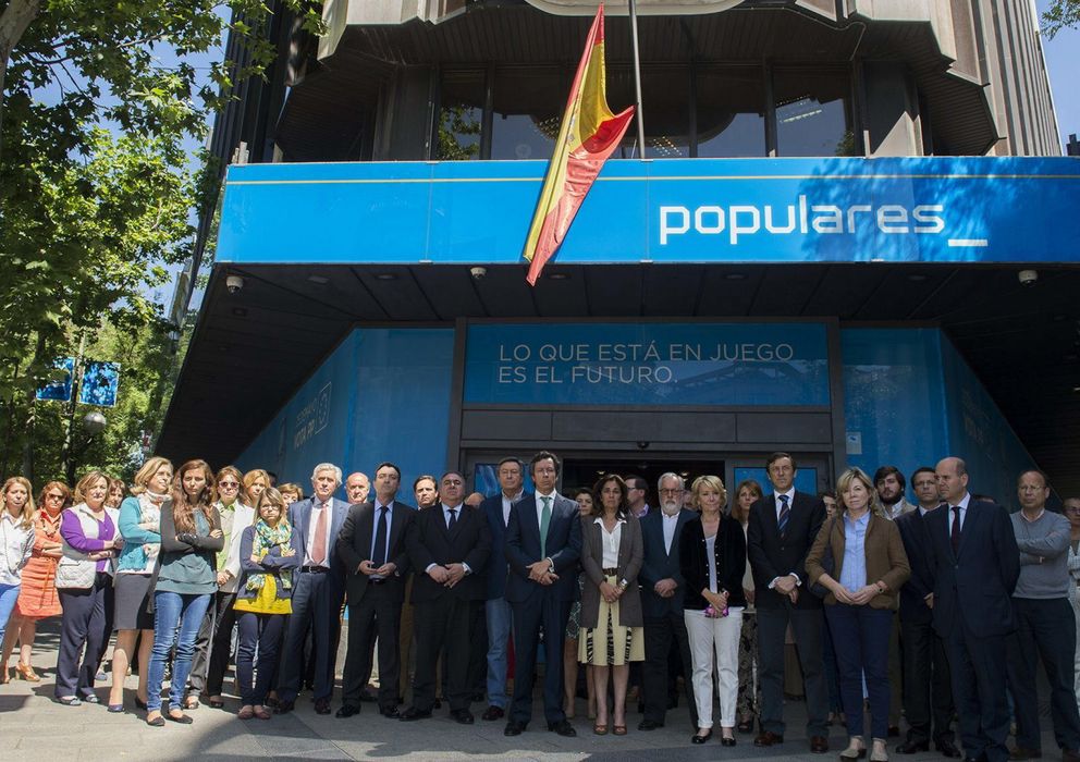 Foto: Dirigentes del PP en la sede del partido en la calle Génova de Madrid (Efe)