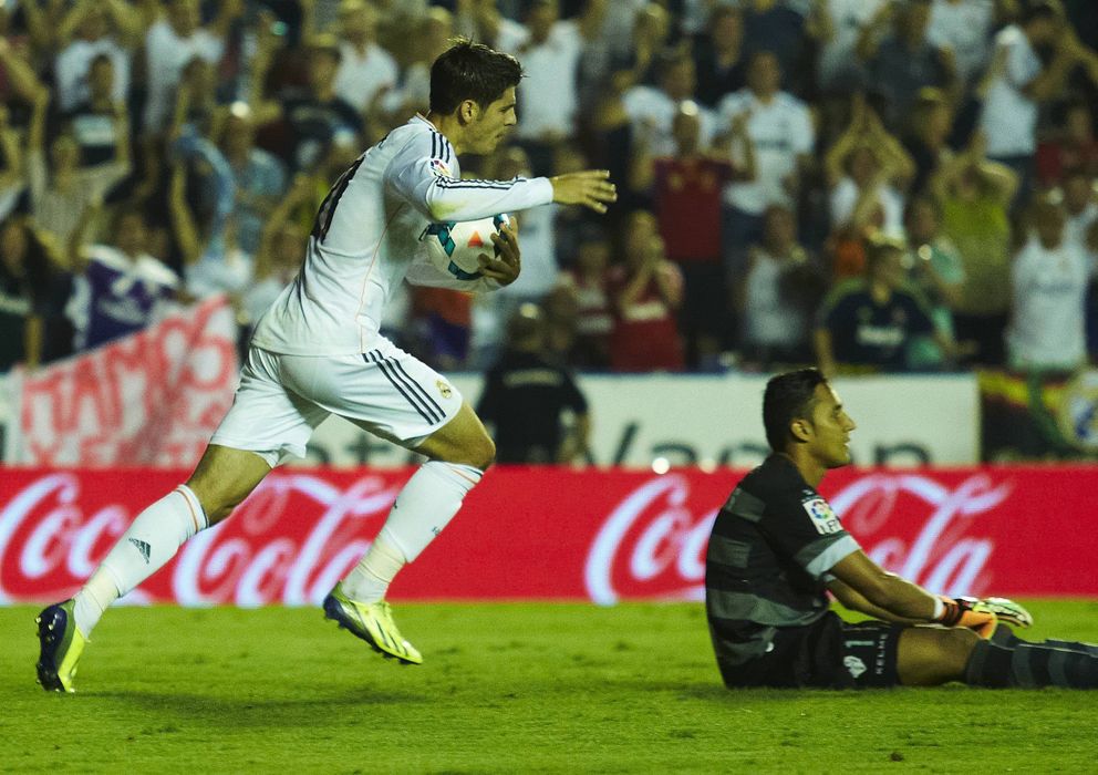 Foto: Álvaro Morata celebra el gol del empate ante el Levante (cordonpress).