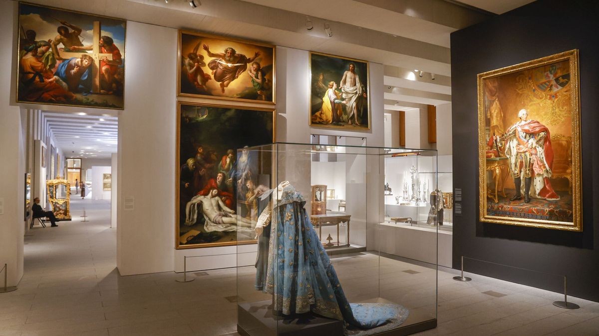 Los monarcas españoles muestran sus joyas artísticas, sus objetos íntimos (y sus secretos) 