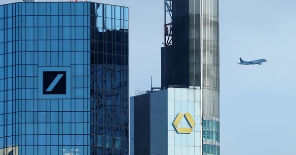 Foto: Vista de las sedes de Deustche Bank y Commerzbank (Reuters)