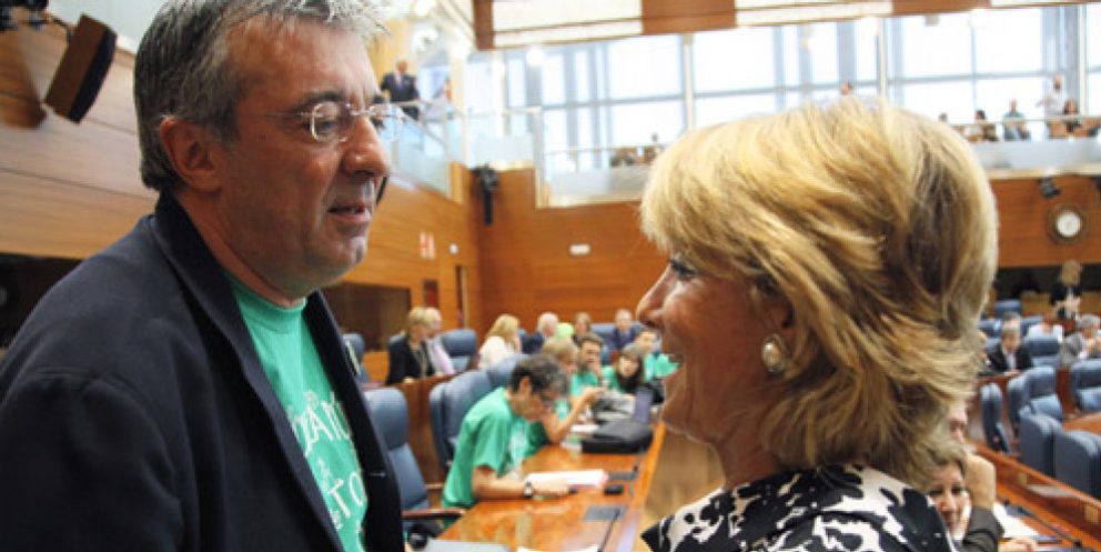 Foto: Aguirre acusa a IU de hacer un “negociazo” con la ‘marea verde’ de los recortes