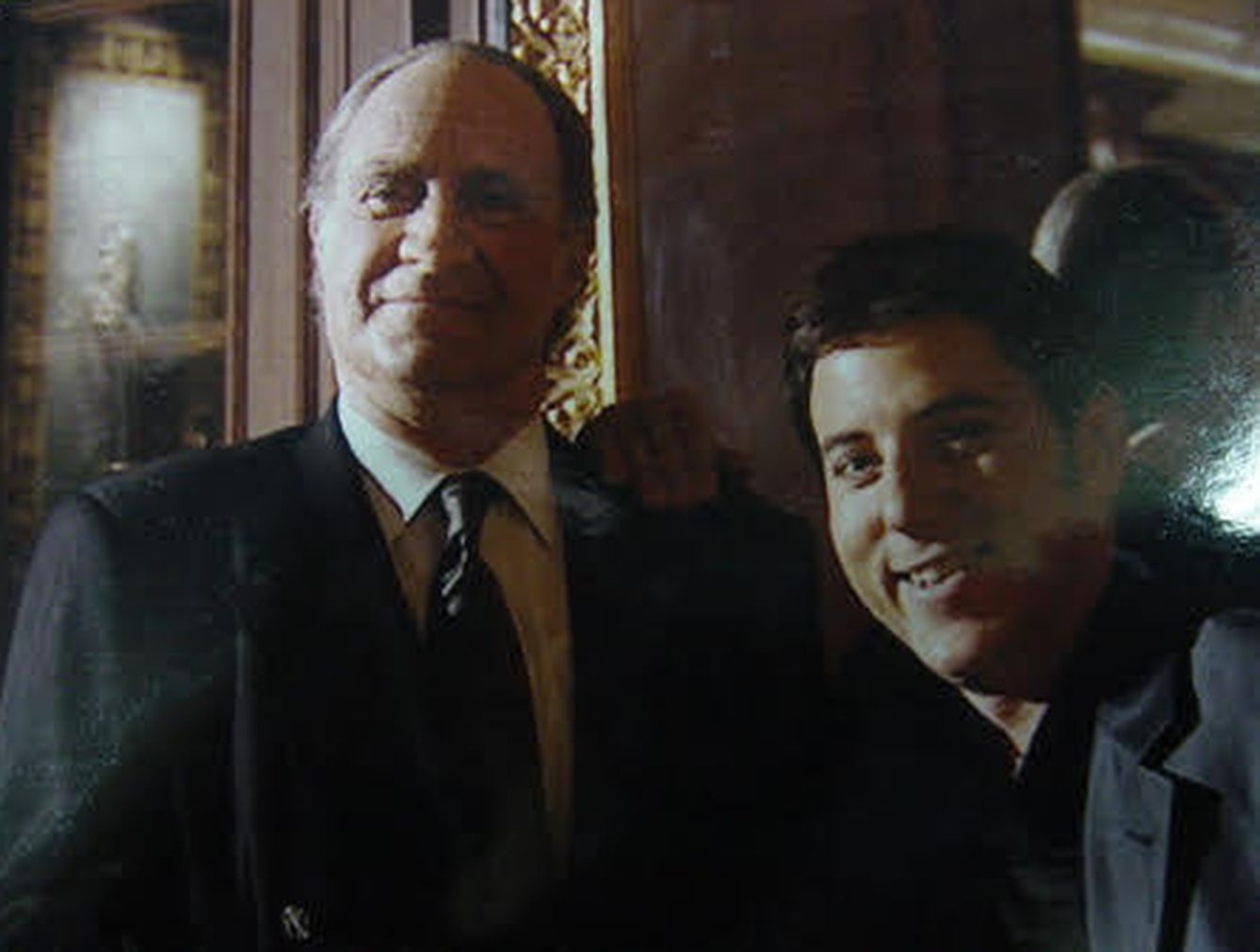 El doble del Rey Juan Carlos con Manel Fuentes