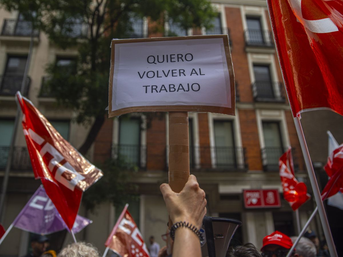 Foto: Protesta de los funcionarios de Justicia. (EFE/Daniel González)