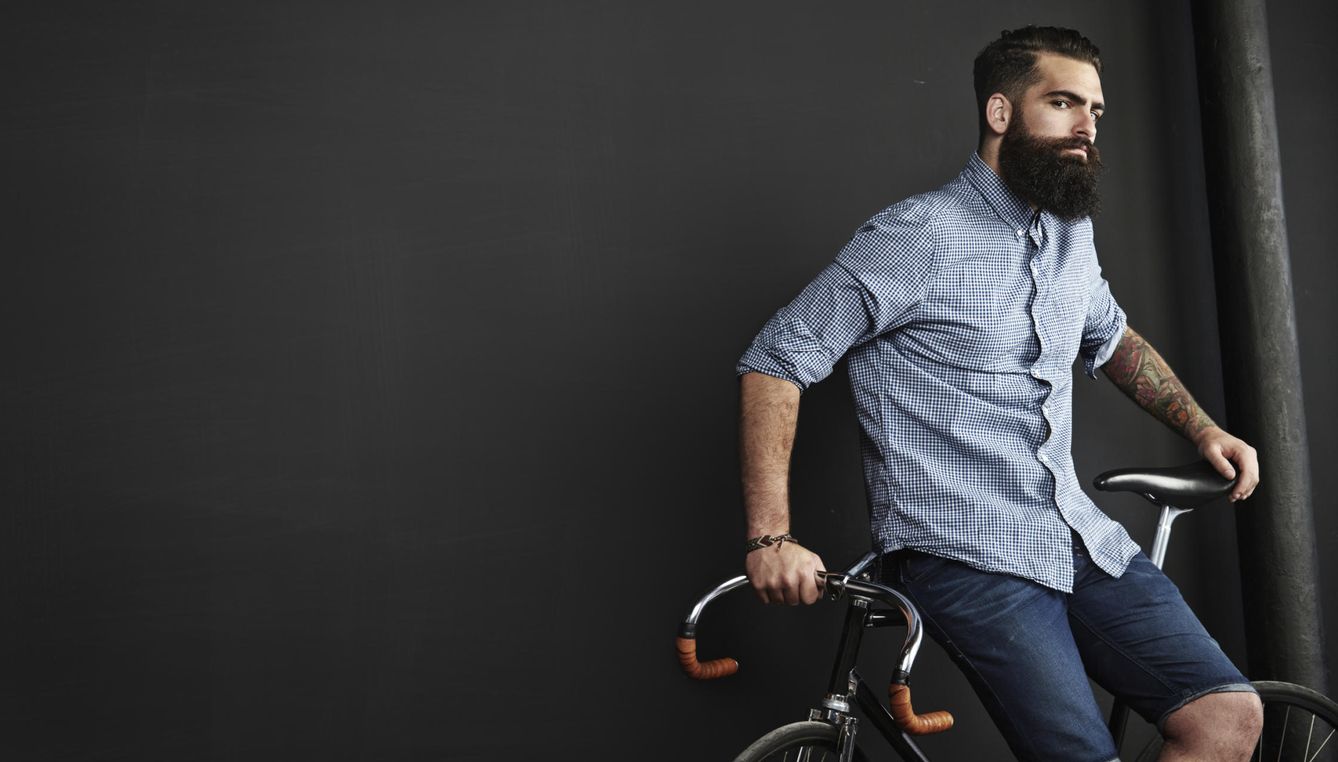 La barba resulta agresiva, pero debería aparcar la bici. (iStock)