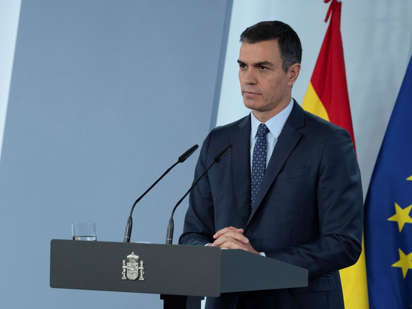 Declaración del estado de alarma por parte del presidente del Gobierno, Pedro Sánchez, ayer. (EFE)