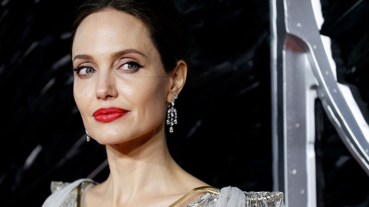Un programa con Angelina Jolie para que 50 mujeres instalen 2.500 colmenas