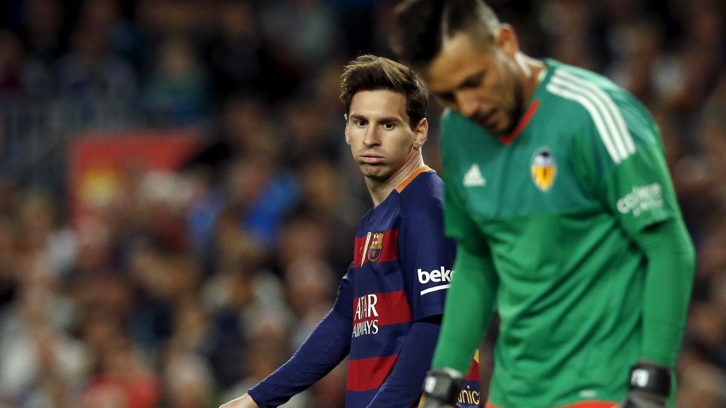 Luis Enrique tiró abajo el fichaje del brasileño Diego Alves por el Barcelona (Reuters)