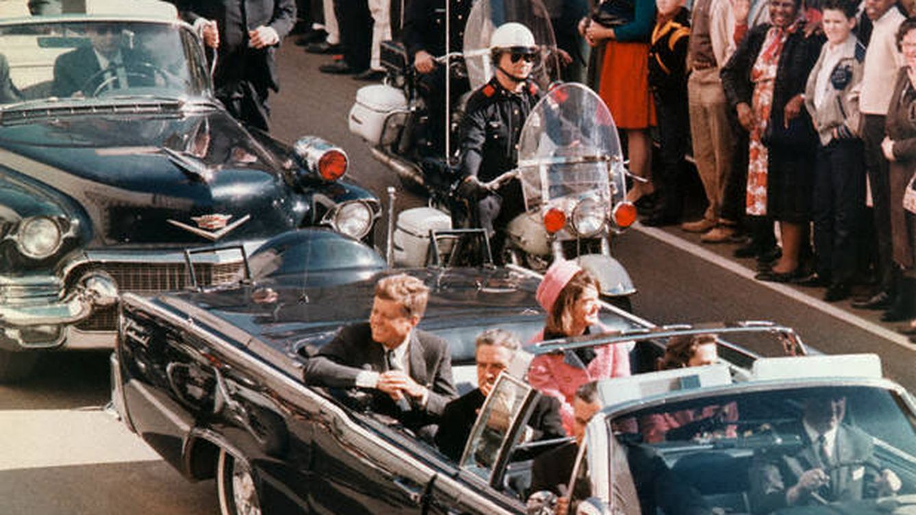 Guía para que no te líen con la muerte de JFK: varios tiradores y otras teorías conspiratorias