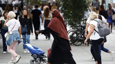 ¡Vaya con la abaya! Francia la vuelve a liar con los símbolos musulmanes