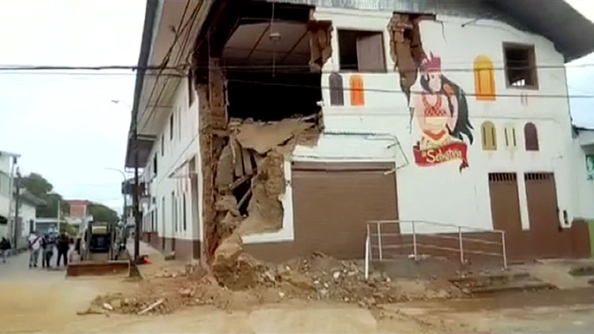 Un muerto y 11 heridos tras un fuerte terremoto de 8,3 en Colombia y Perú