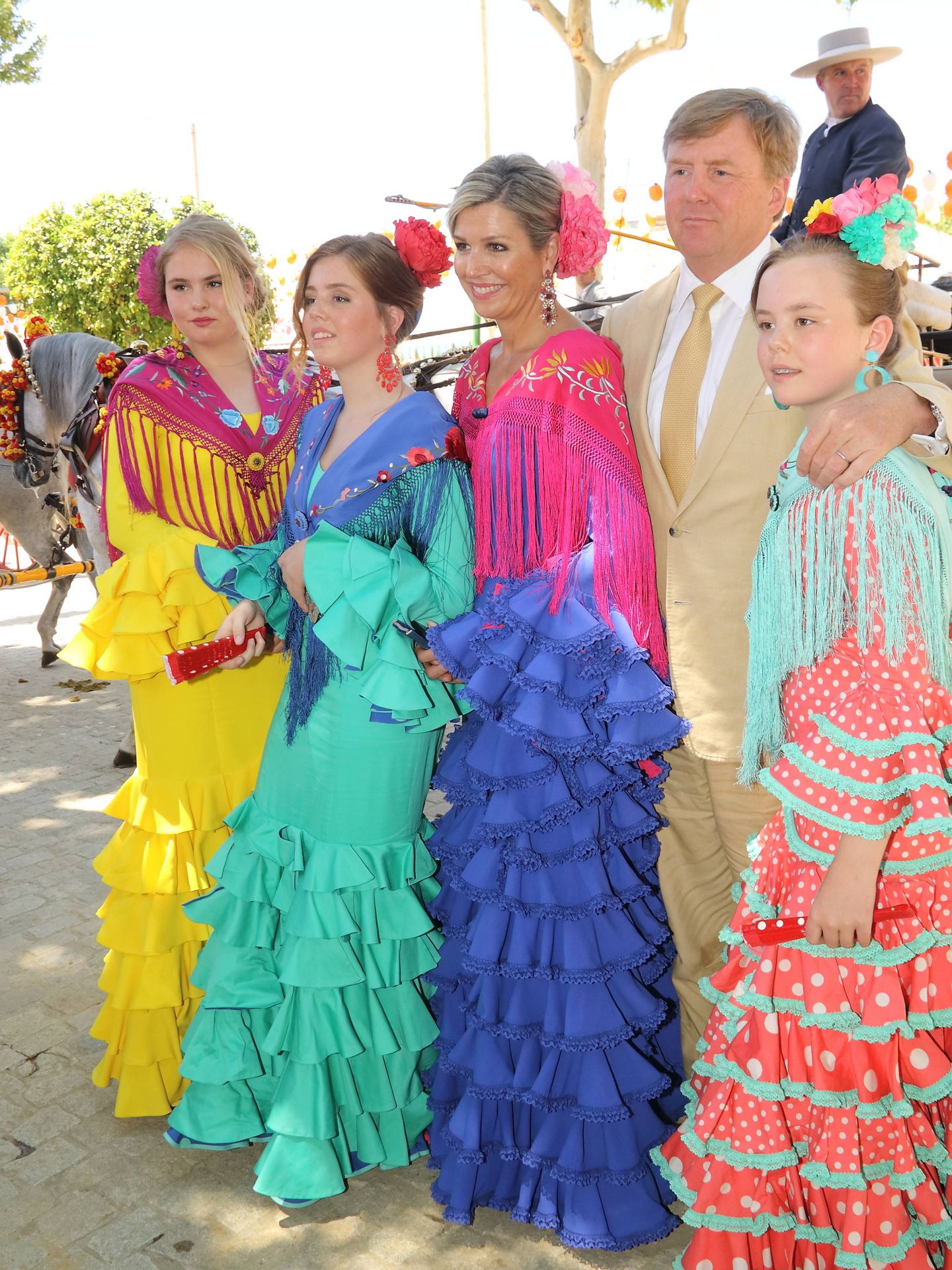 Así se gestó el diseño de los cuatro vestidos flamenca de Máxima y sus hijas