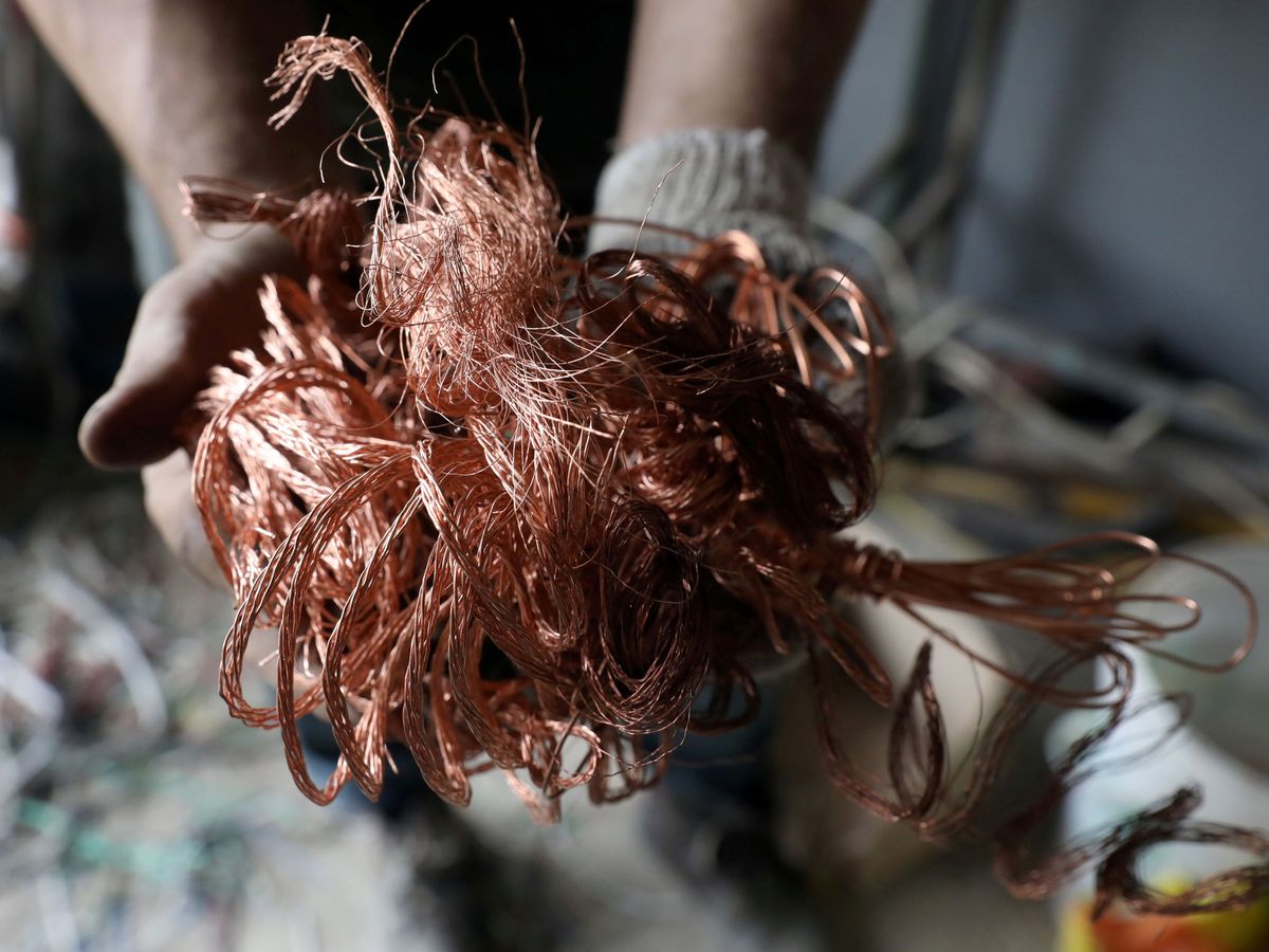 Foto: El cobre nunca llegó a su destino (Reuters/Mariana Bazo)