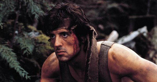 Foto: Sylvester Stallone en 1982 en un fotograma de 'Acorralado'. (Ízaro Films)