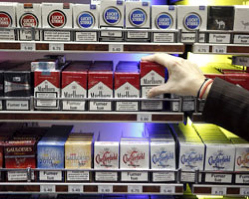 Foto: Las ventas de cigarrillos suben un 15% en mayo, en plena 'guerra de precios' entre las tabaqueras