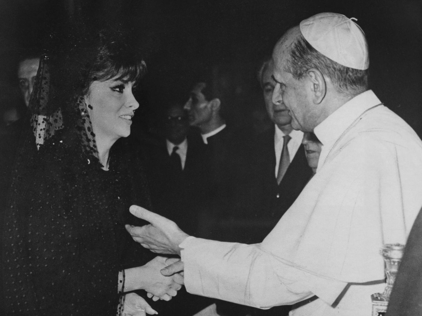La actriz con otro Papa, Pablo VI, en 1967. (Getty)