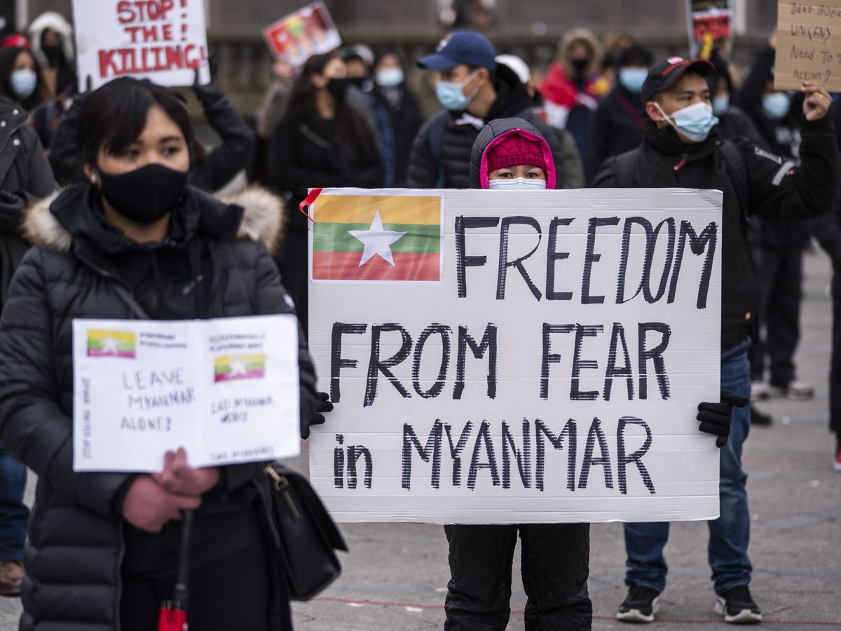 Foto: Protesta en Copenhague por la represión en Myanmar. (EFE)