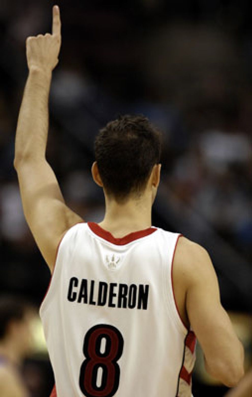 Foto: Calderón da la victoria a los Raptors frente a los Nets