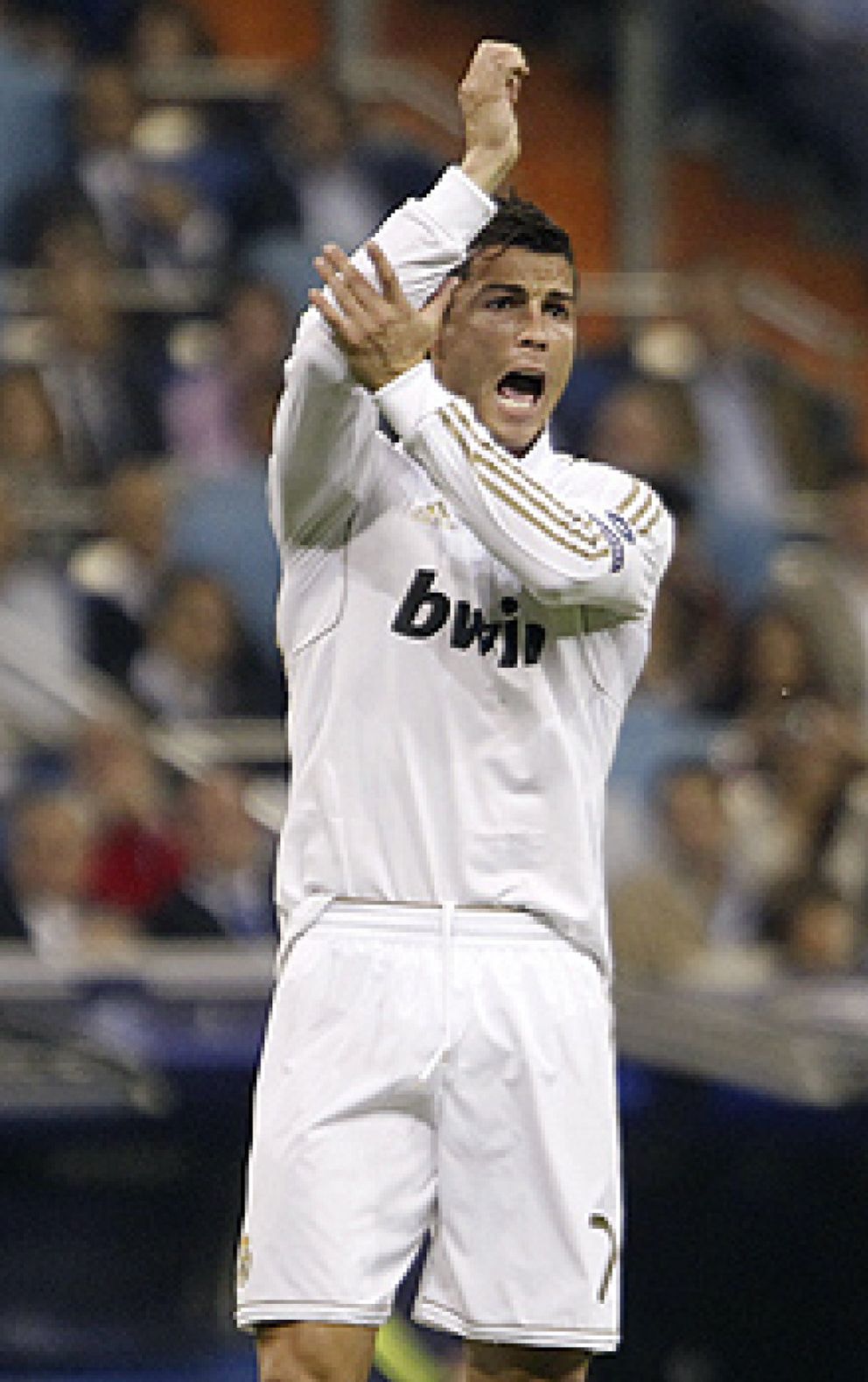 Foto: Cristiano Ronaldo, Benzema y Arbeloa: las selecciones dejan tres 'tocados' en el Real Madrid