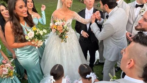 Noticia de La boda de Lele Pons, sobrina de Chayanne, en Miami: tres looks nupciales, Aitana y Paris Hilton