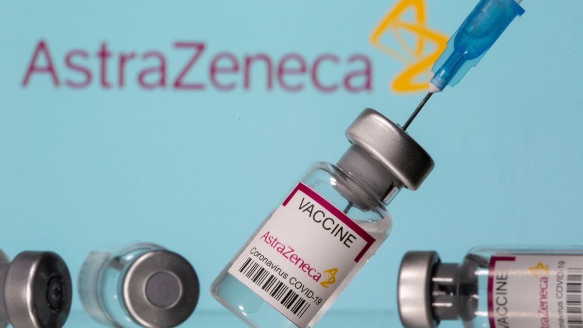 La EMA concluye tras investigar los casos que la vacuna de AstraZeneca es segura y eficaz