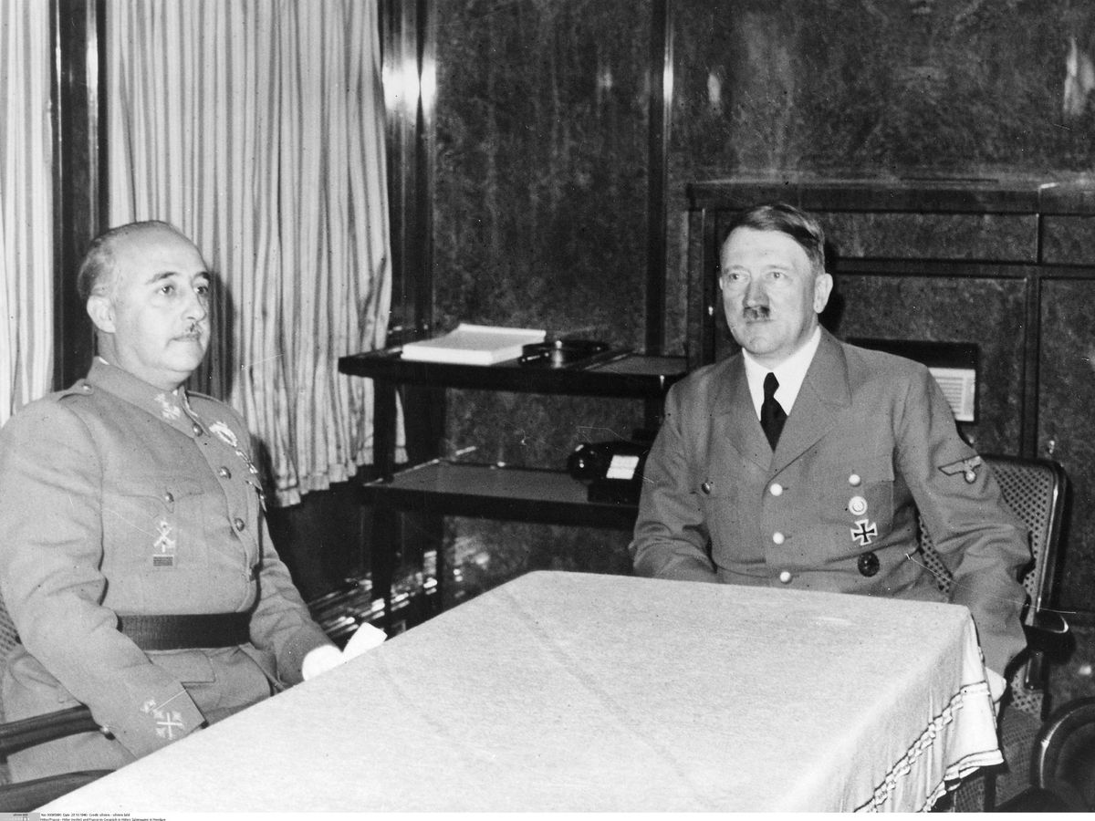Foto: Franco y Hitler en Hendaya (Cordon Press)