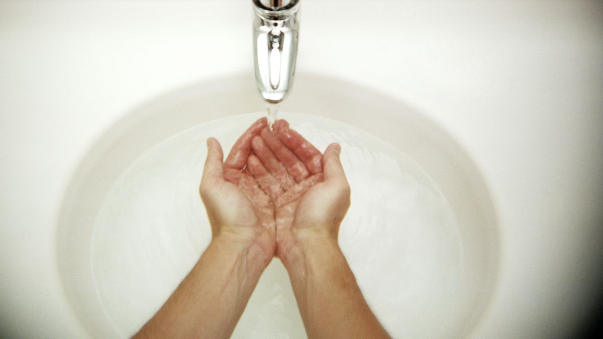 Lo estás haciendo mal: los errores que cometes al lavarte las manos 