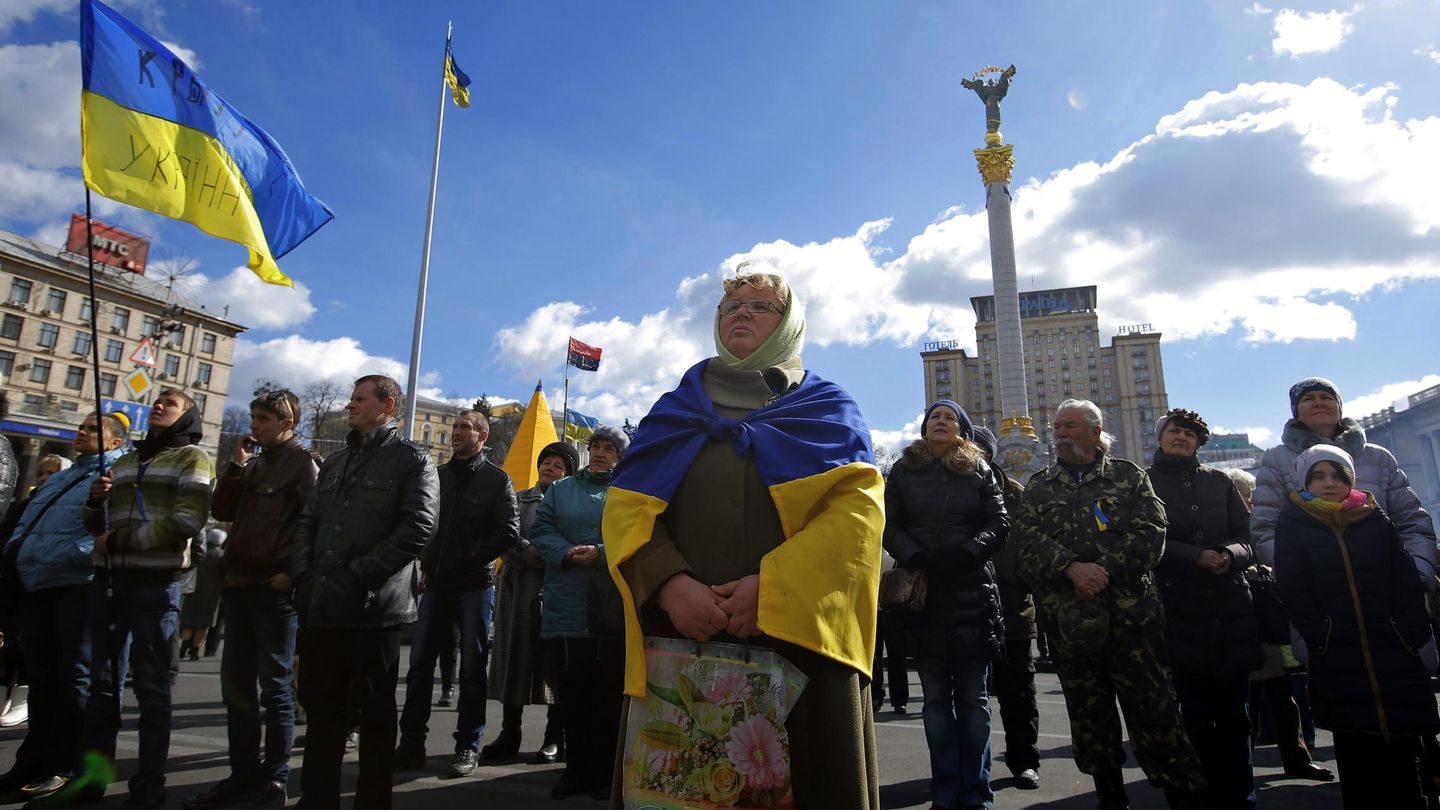 Manifestantes de Crimea a favor de pertenecer a Ucrania. (Reuters)