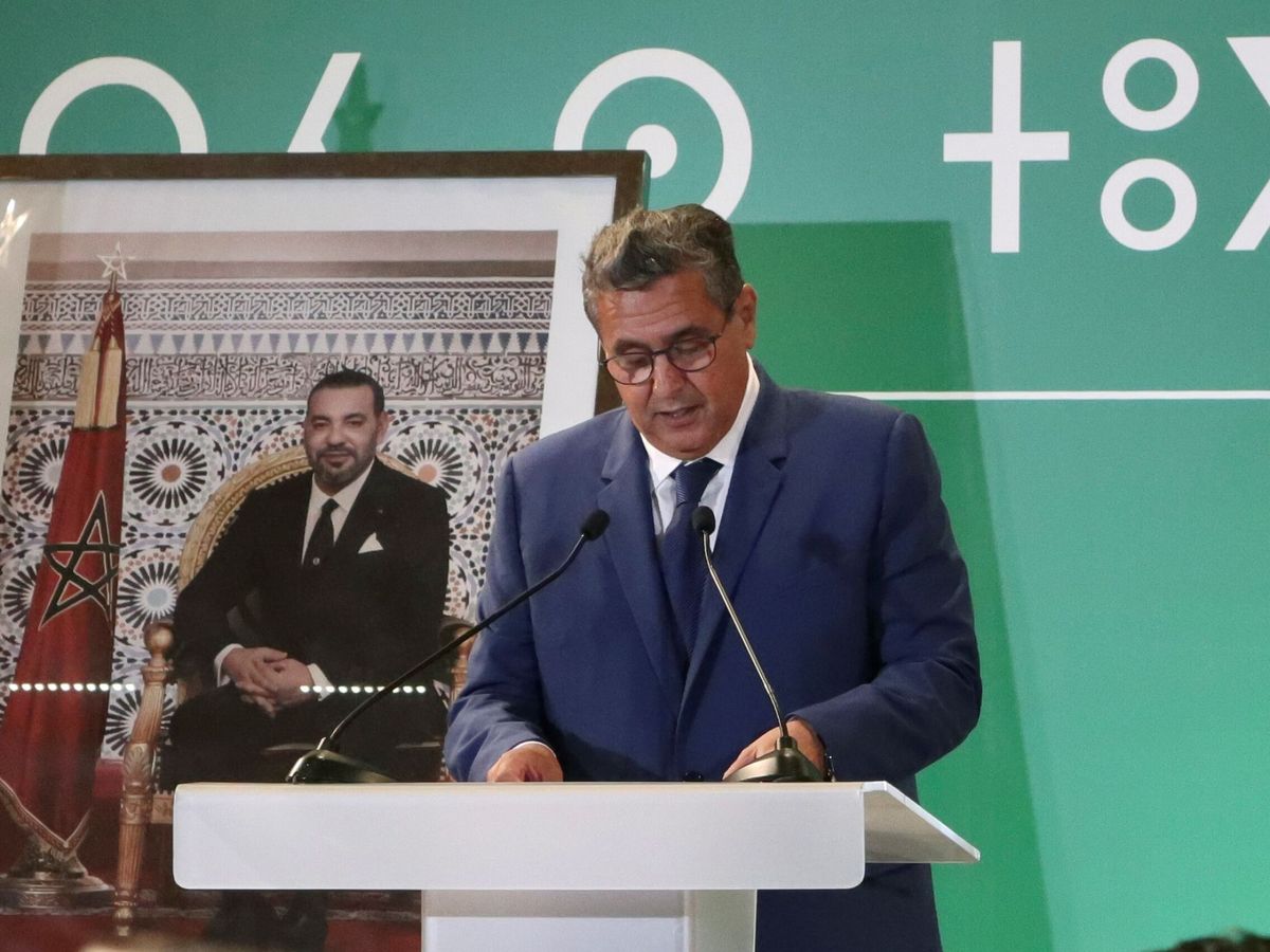 Foto: Aziz Ajanuch, nuevo presidente de Marruecos, durante el anuncio de la coalición. (EFE)
