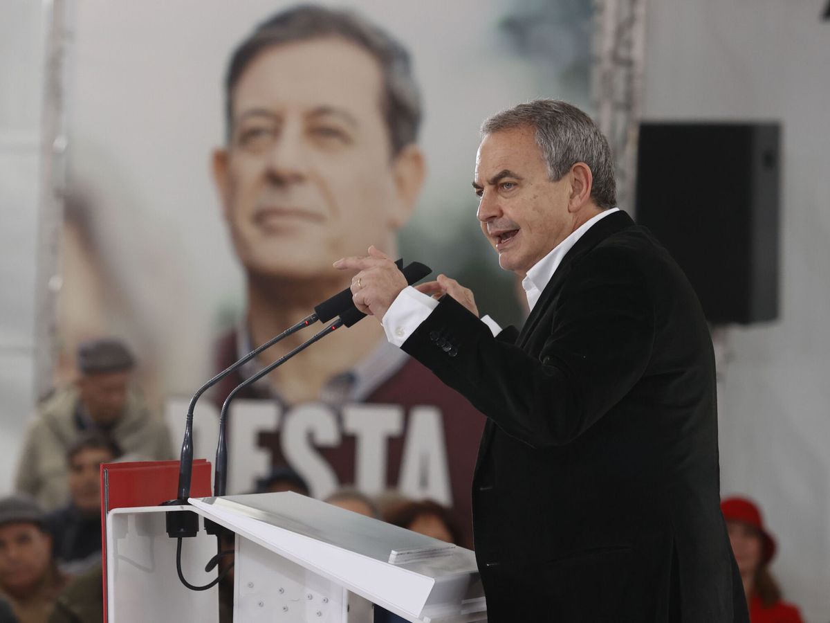 Foto: Zapatero, en un mitin del PSdG en Ferrol