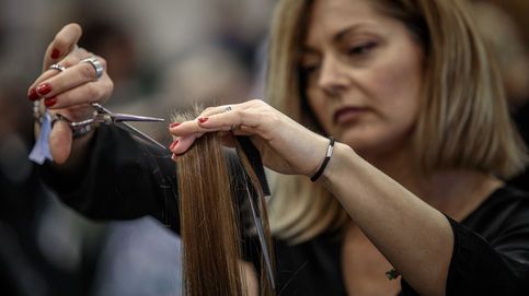 Las peluquerías, indignadas por tener que abrir: Puedes estar 15 días sin lavarte el pelo