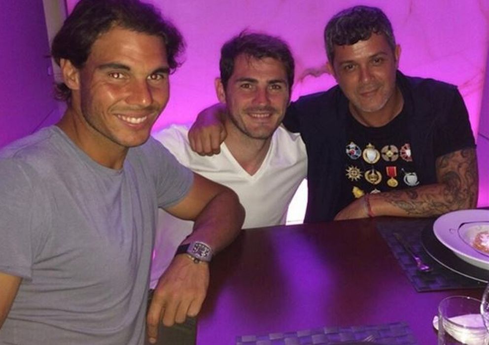 Foto: Rafa Nadal, Iker Casillas y Alejandro Sanz (Twitter)