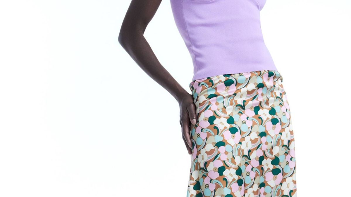 Esta falda de Sfera lo tiene todo para transformar nuestros looks de primavera
